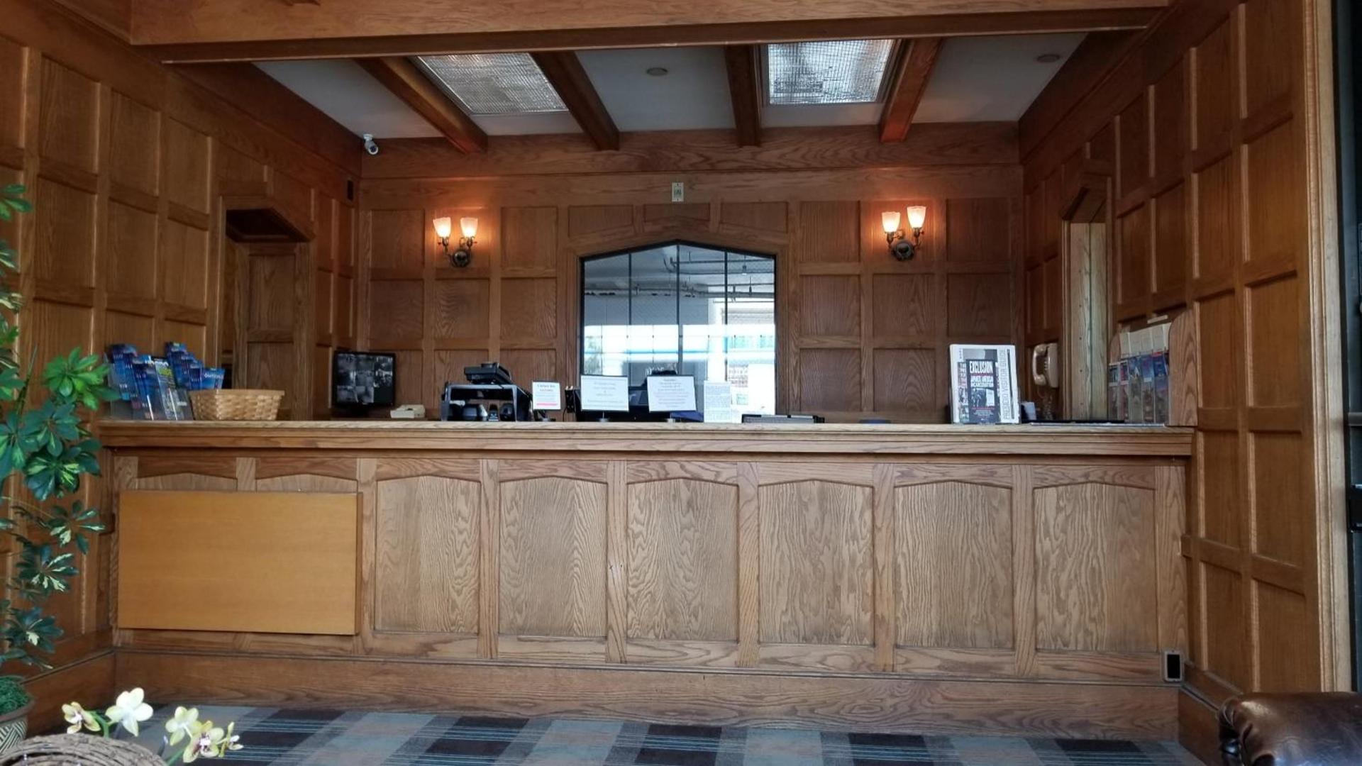 Chelsea Inn photo 7