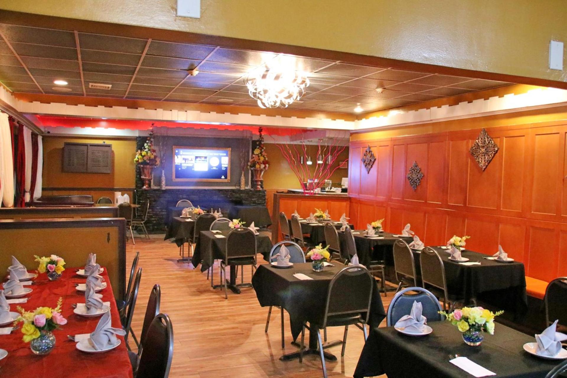 Woodland Inn photo 11