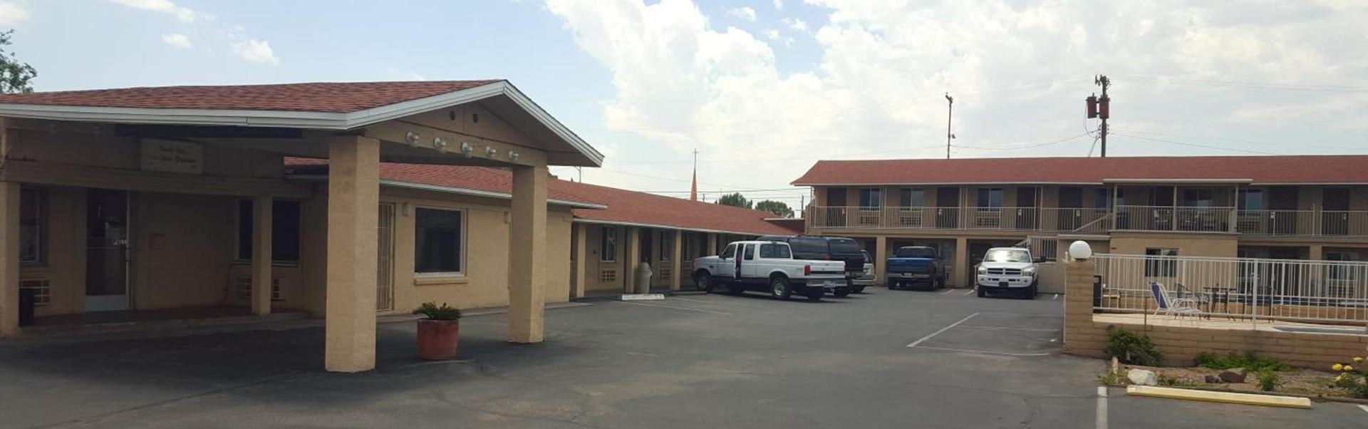 Economy Inn Safford photo 8