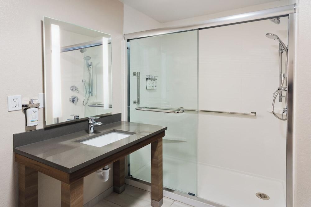 Candlewood Suites Montgomery- North by IHG photo 10