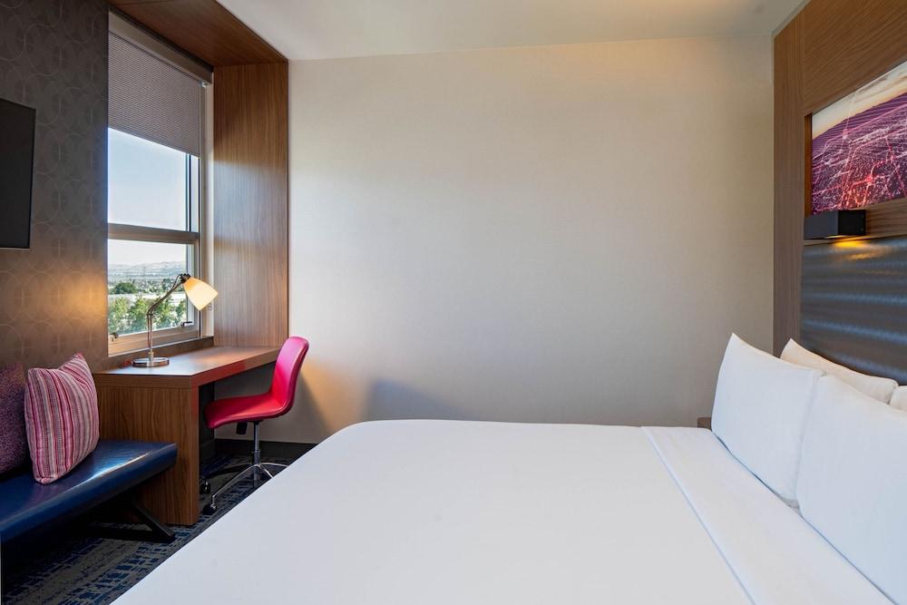 Aloft Santa Clara photo 9