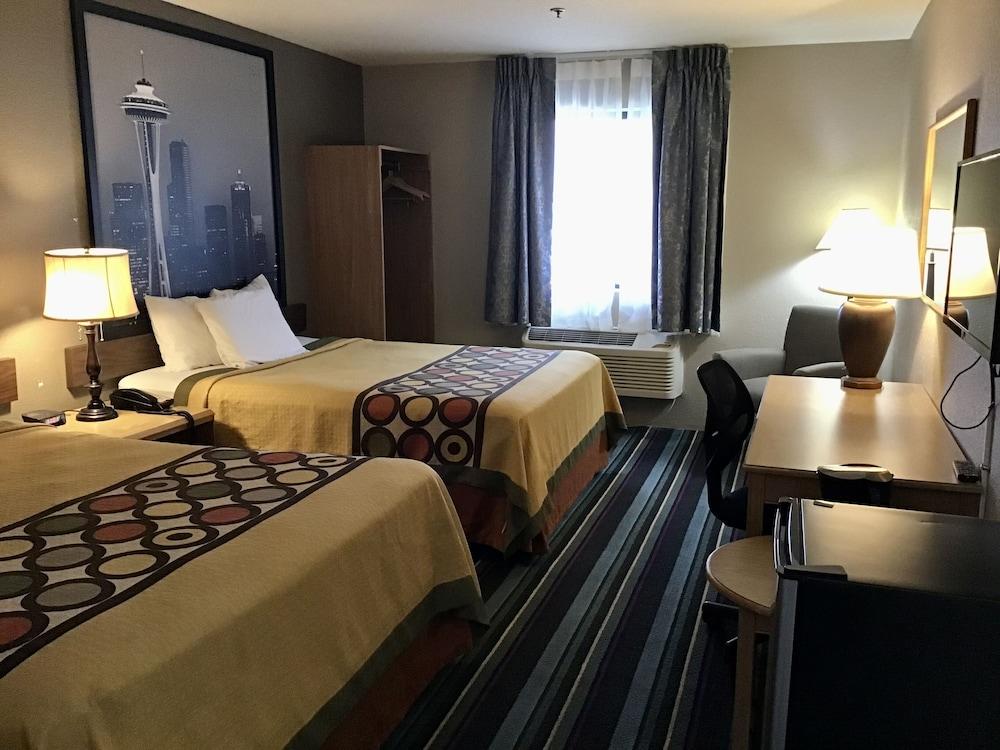 Super 8 by Wyndham Spokane/West photo 11