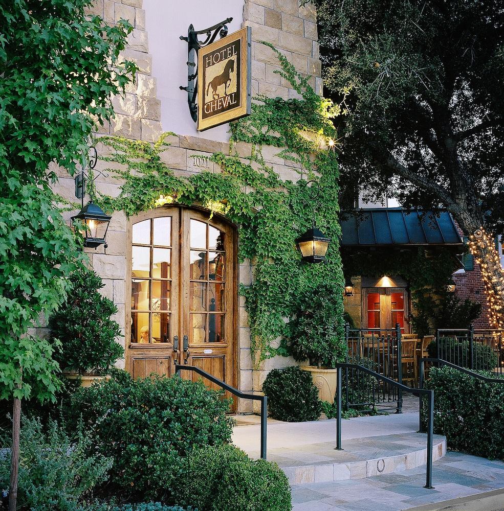 Hotel Cheval photo 26
