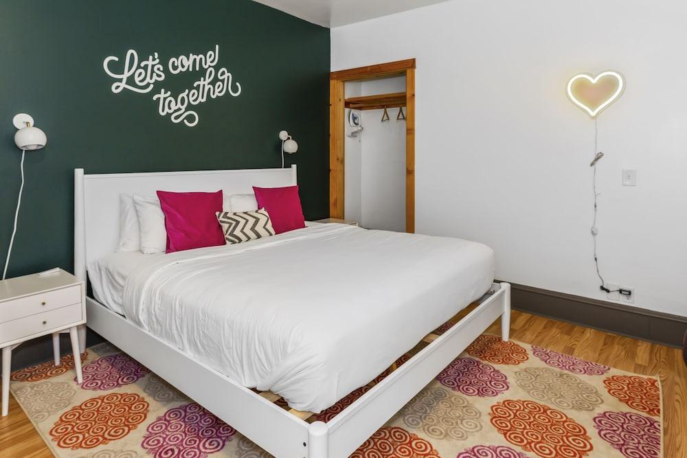 Hood River Hotel photo 48