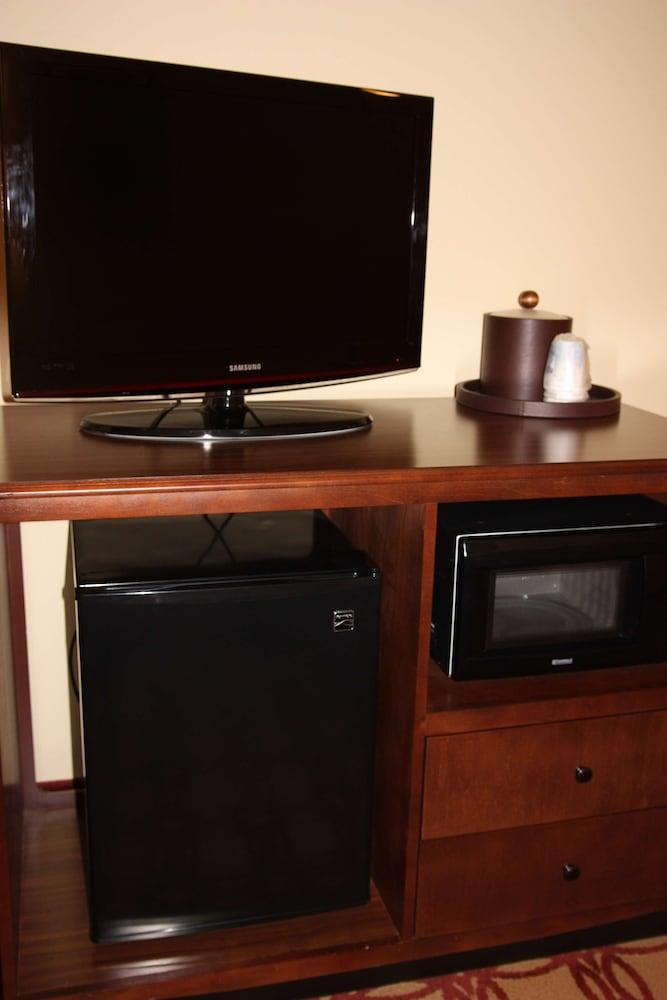 Hampton Inn & Suites Wiggins photo 22