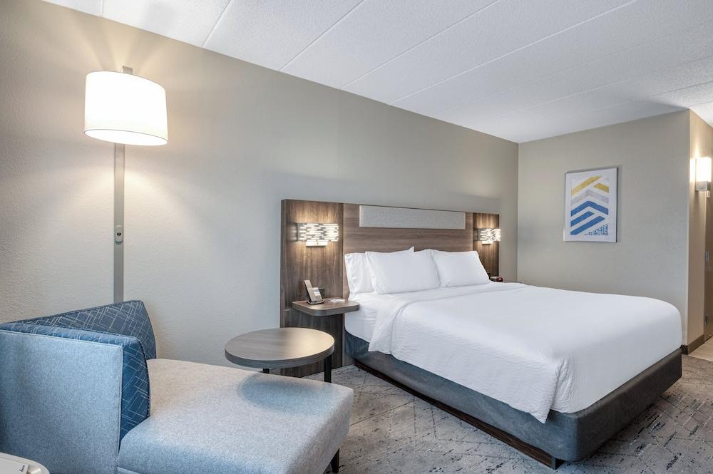 Holiday Inn Express & Suites Gahanna/Columbus Airport by IHG photo 33