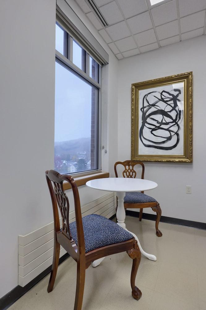 The Executive Suites and Venue photo 64