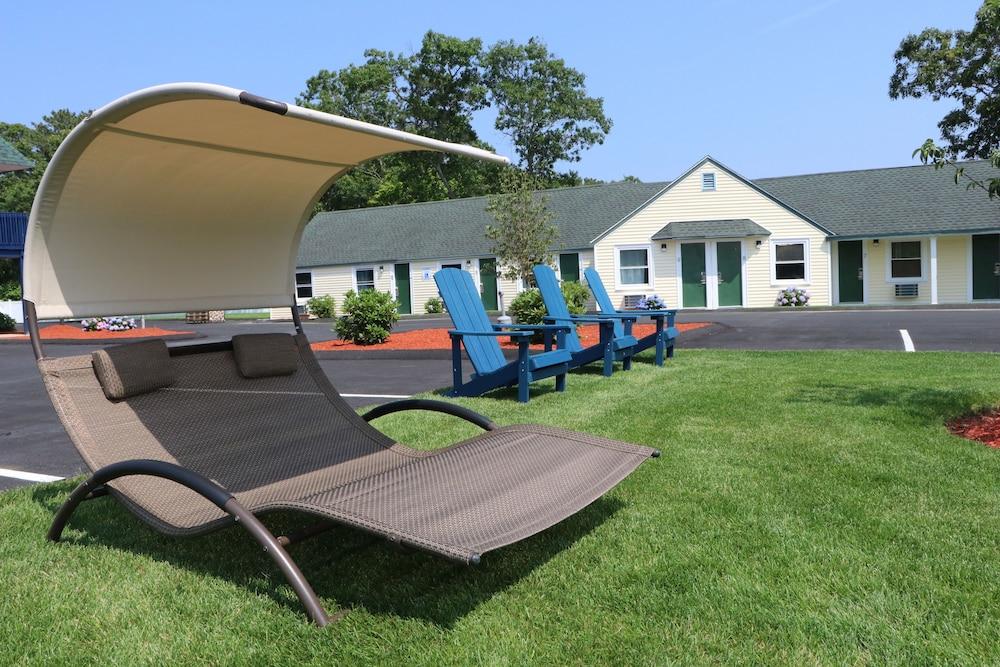 Sunbird Cape Cod Resort photo 45