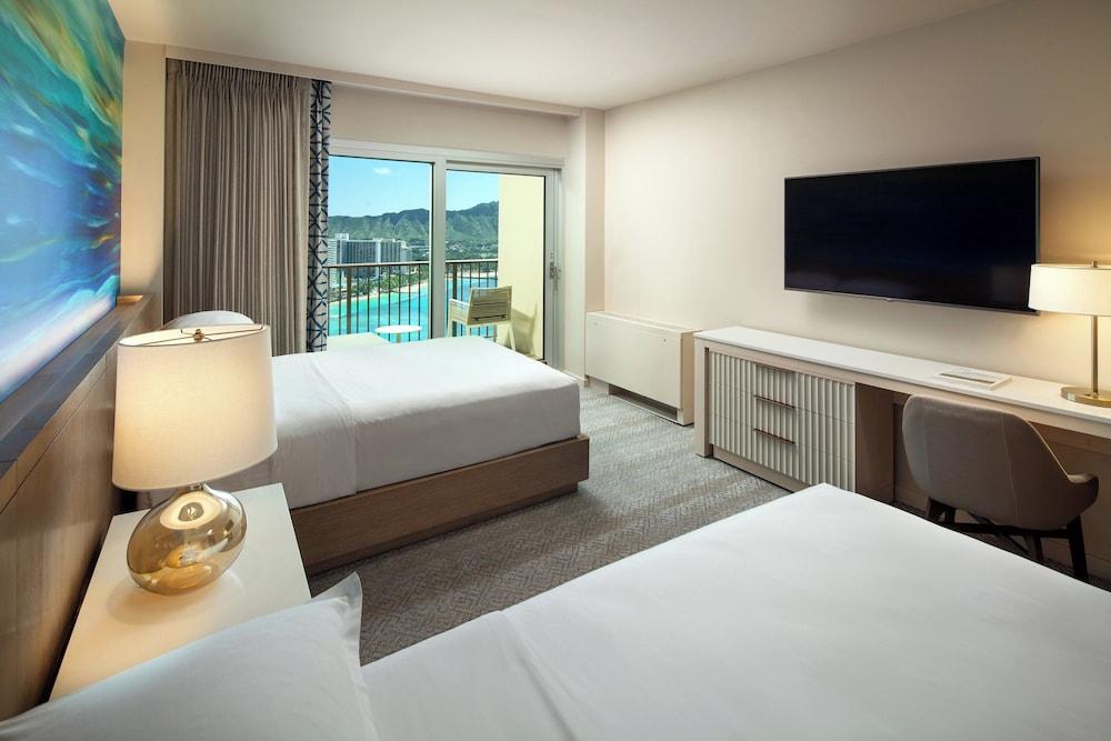 Sheraton Waikiki Beach Resort photo 14