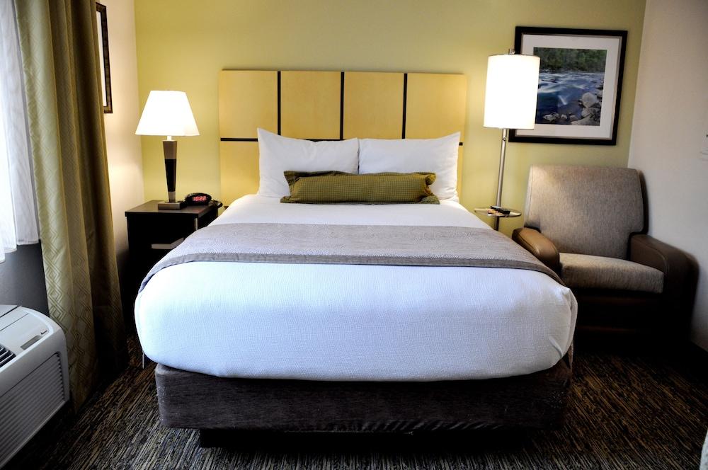 Candlewood Suites Washington Dulles Sterling by IHG photo 3