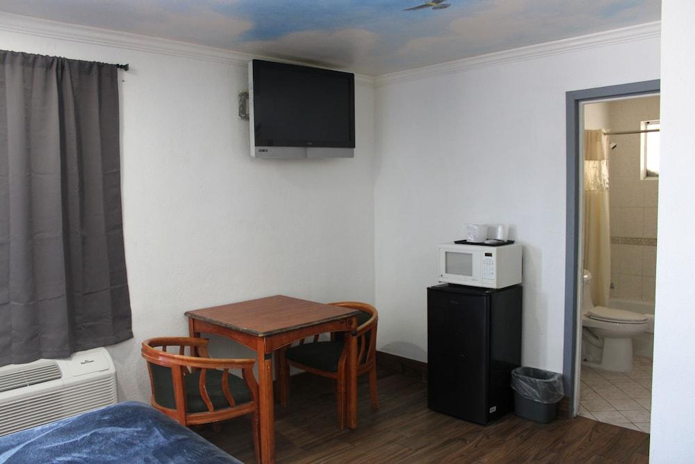 City Center Motel photo 16