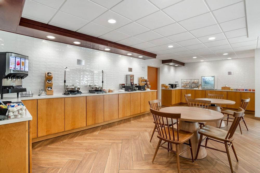 Fairfield Inn by Marriott Boone photo 16