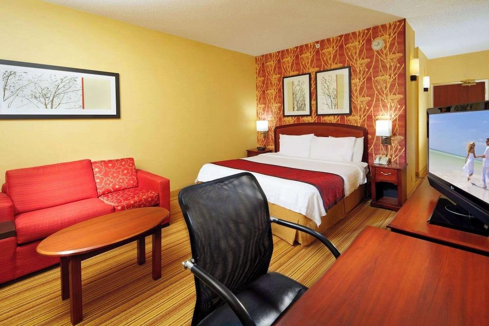 Country Inn & Suites by Radisson, Convention Center photo 99