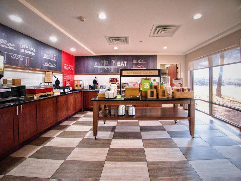Hampton Inn Oklahoma City/Edmond photo 29