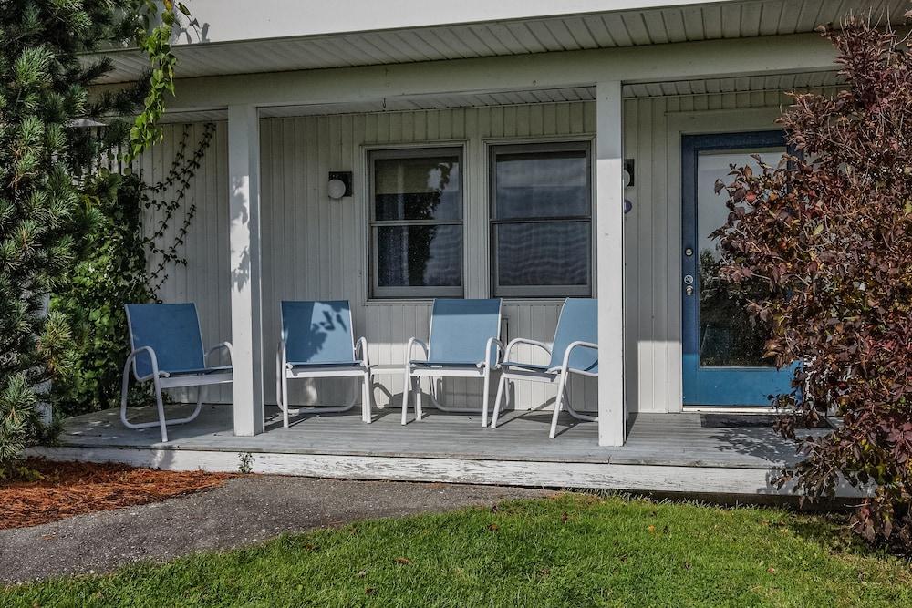 Glen Cove Inn & Suites photo 63