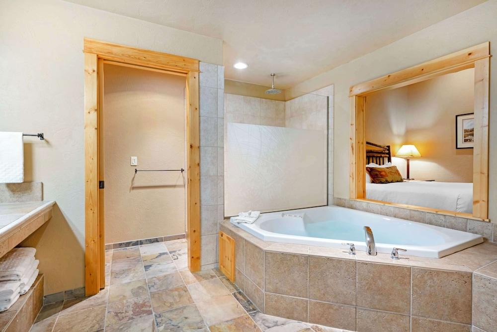 Best Western Ponderosa Lodge photo 38