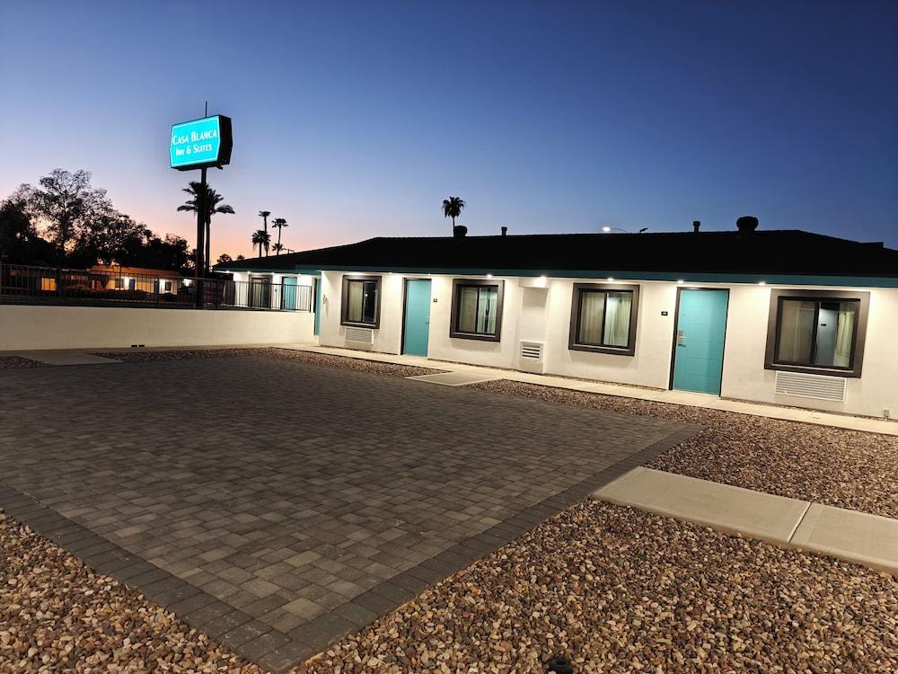 Casa Blanca Inn and Suites photo 8