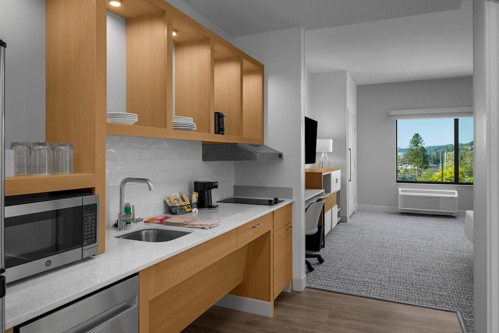 TownePlace Suites by Marriott Coeur d'Alene photo 32