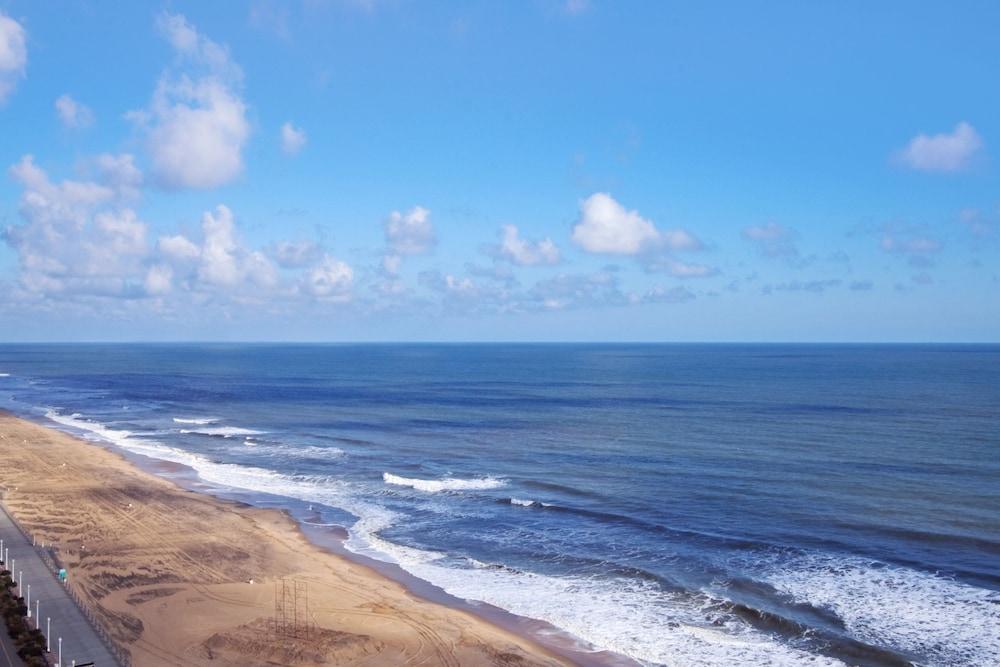 Hilton Virginia Beach Oceanfront photo 22