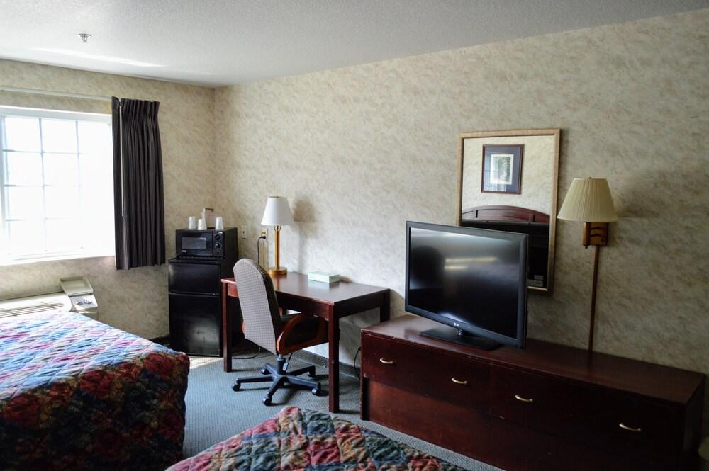 Colfax Inn photo 41