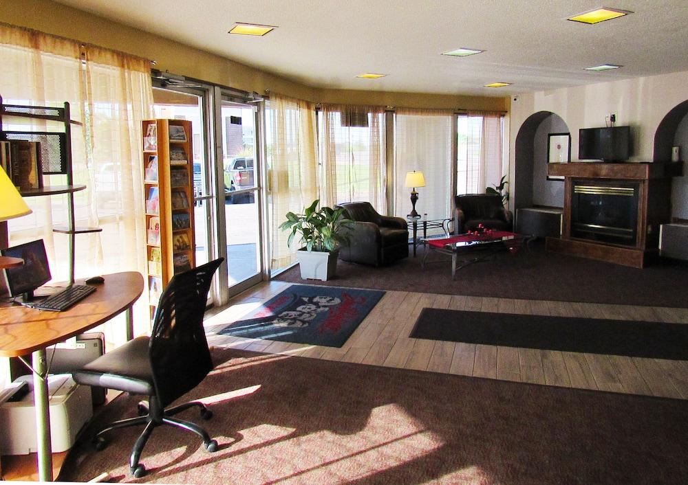 Red Rock Inn photo 2