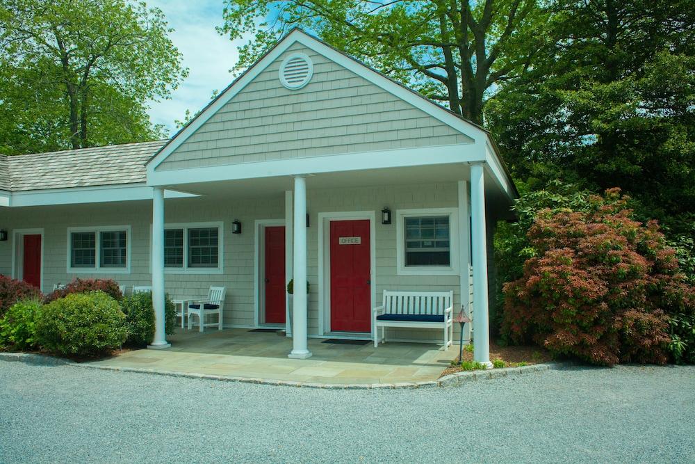 Southampton Village Motel photo 9