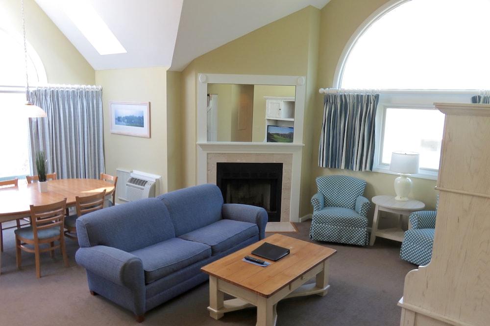 The Villages at Ocean Edge photo 23