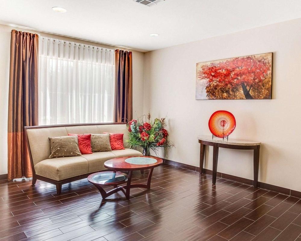 Comfort Suites Mandeville - Covington photo 6