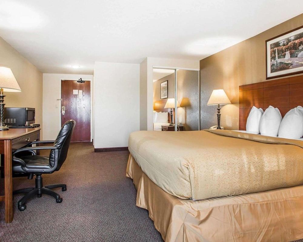 Quality Inn & Suites Middletown - Franklin photo 53