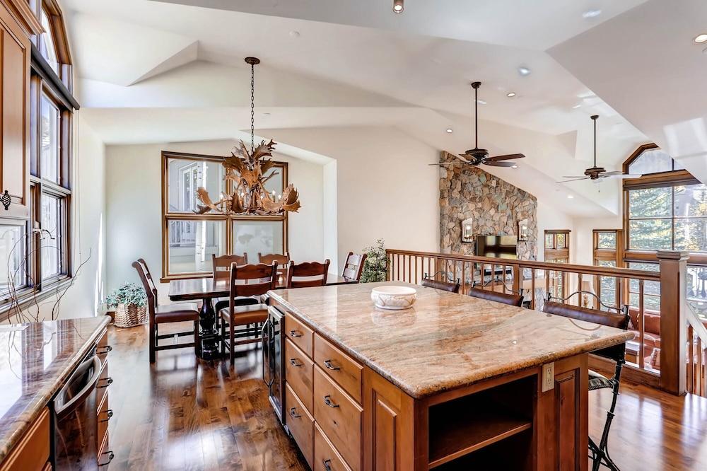 Highlands Area by East West Hospitality photo 87