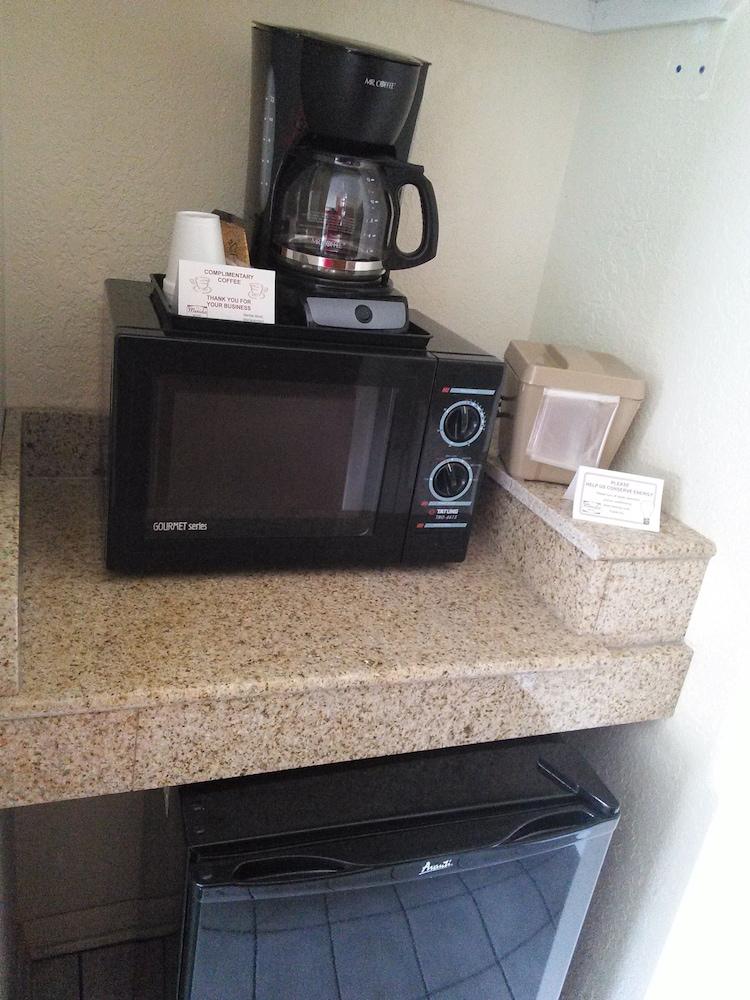 Merida Inn and Suites photo 11