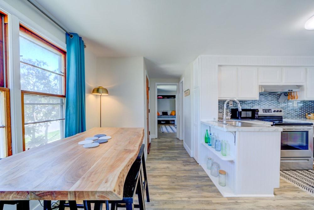 Whitehall Cottages photo 24