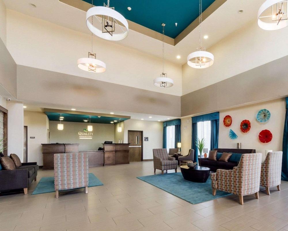 Garner Hotel Victoria - East by IHG photo 15