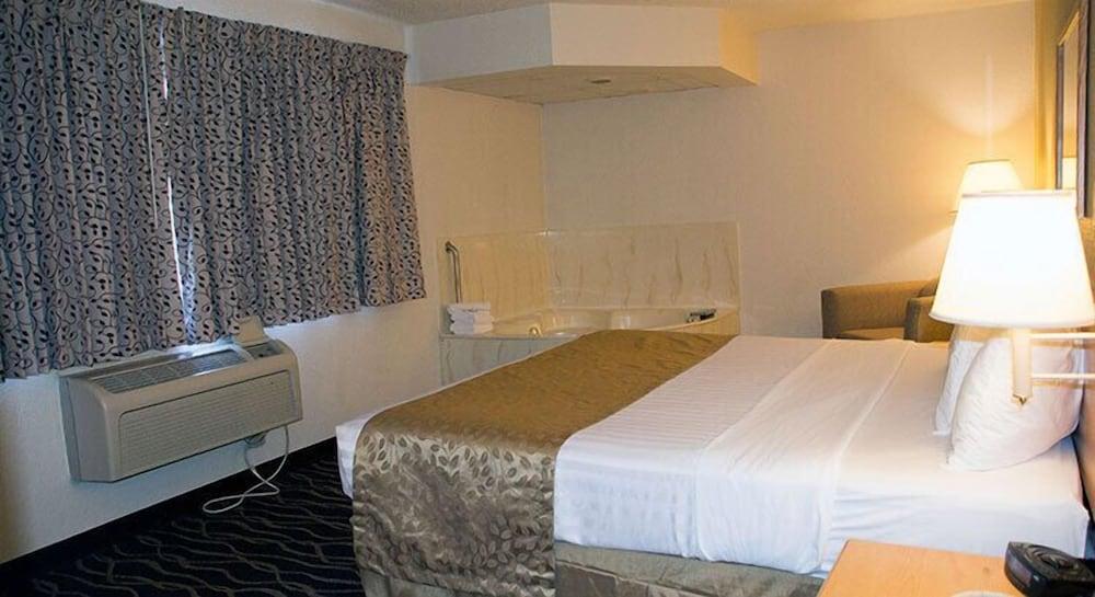 Boarders Inn & Suites by Cobblestone Hotels - Wautoma photo 5