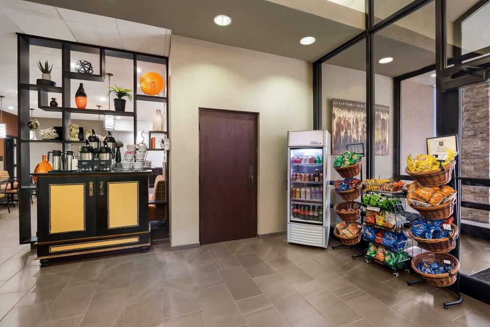 Revel Hotel Minot, SureStay Collection by Best Western photo 14