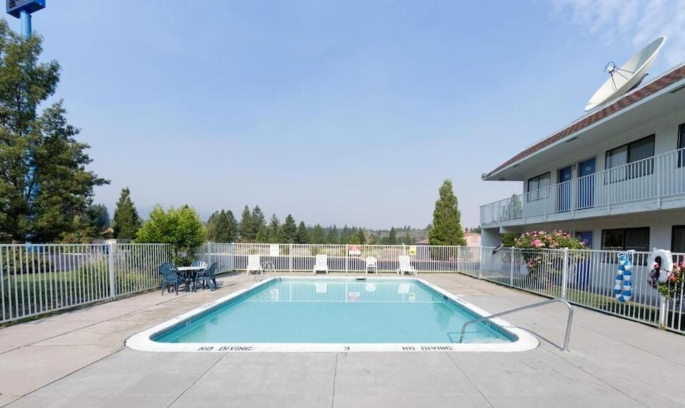 Shasta Vista Inn & Suites photo 6