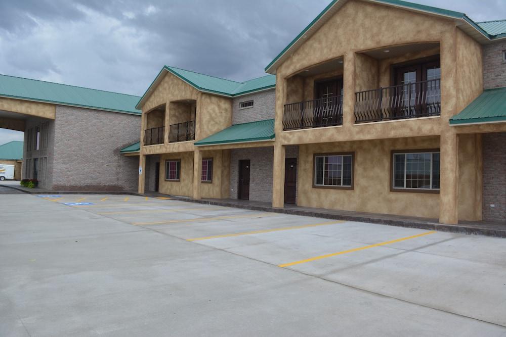 CB&M Executive Suites photo 13