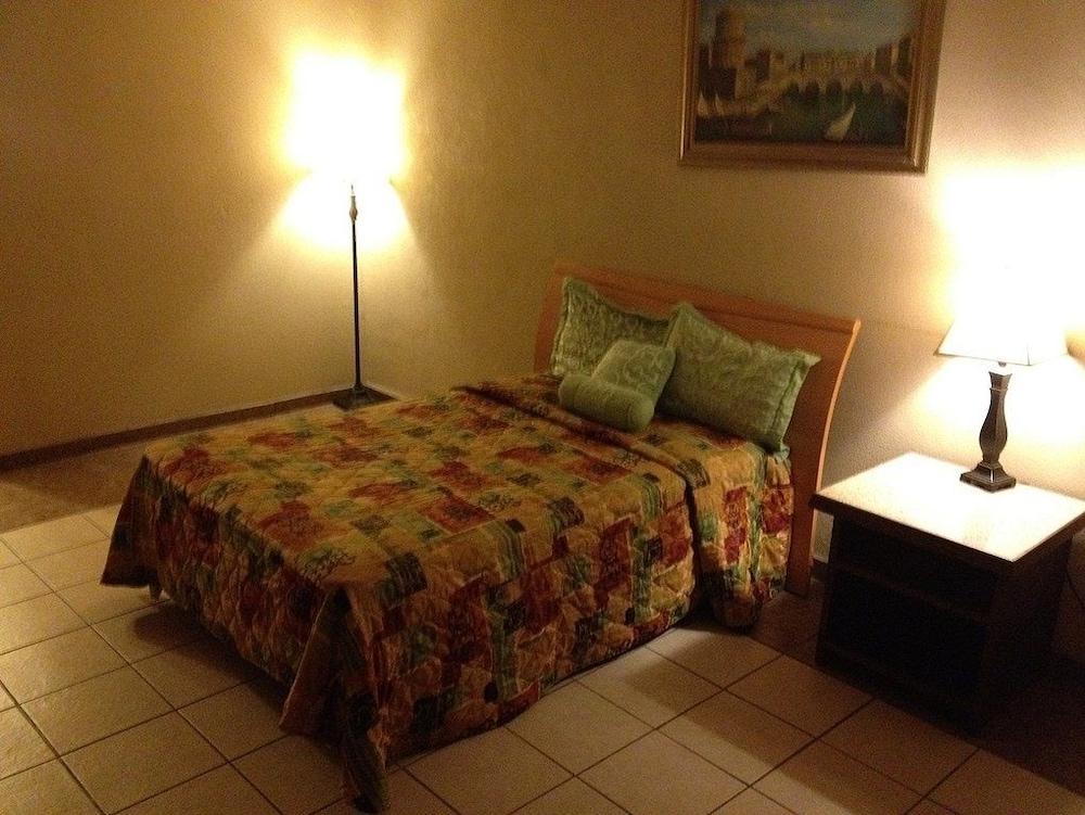 Su Casa Inn & Suites photo 6