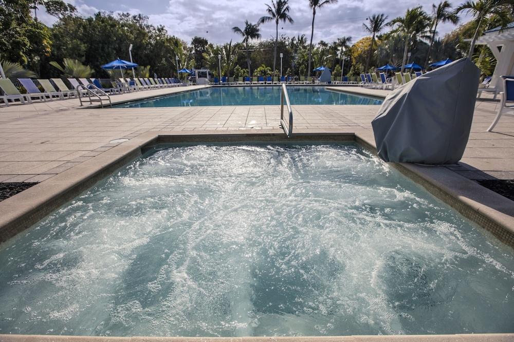 Ocean Pointe Suites at Key Largo photo 22