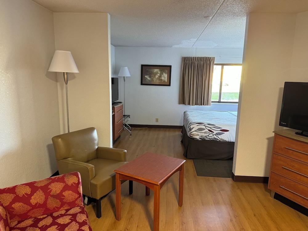 Sycamore Suites photo 43