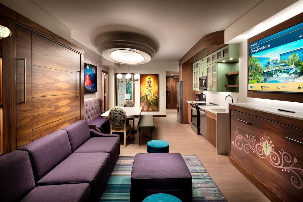 The Villas At The Disneyland Hotel photo 18