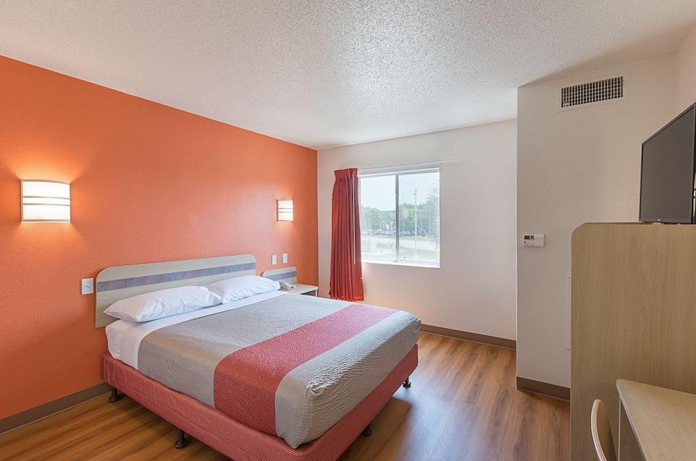 Motel 6 Columbia, SC - Fort Jackson Area photo 24