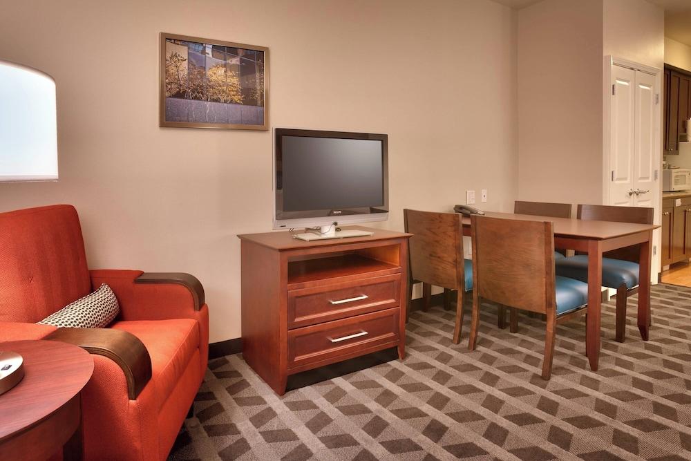 Towneplace Suites Marriott Meridian photo 12