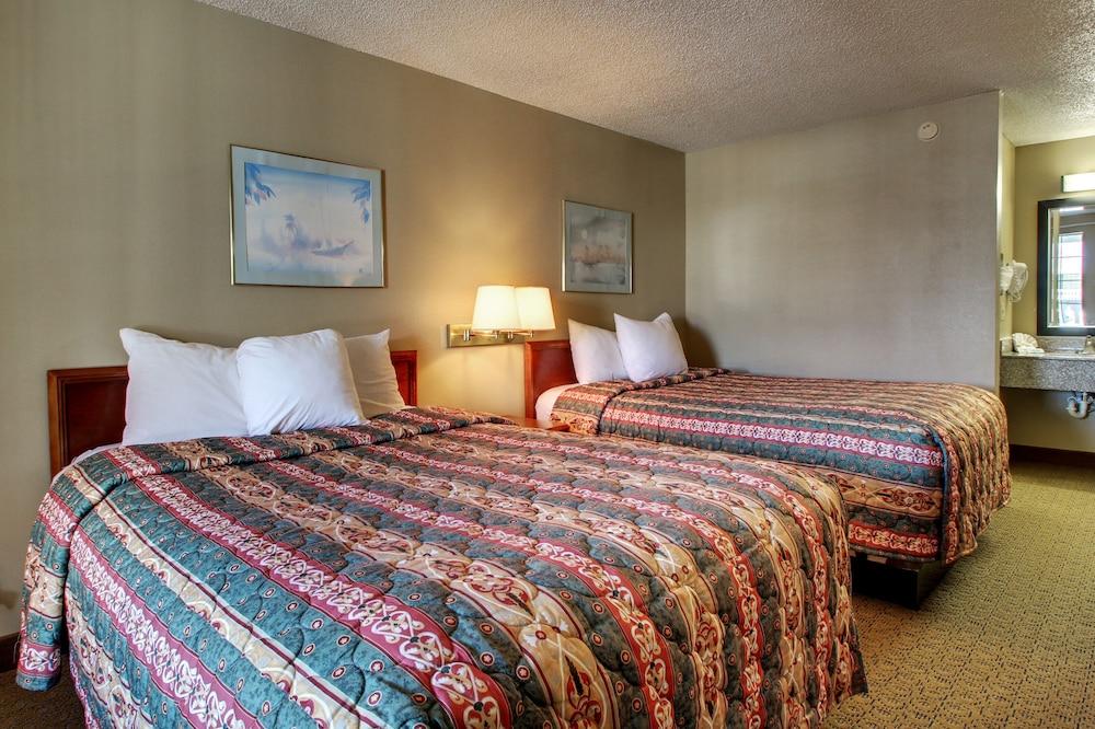 Key West Inn Wetumpka photo 5