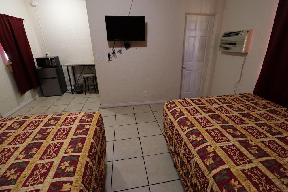 Sandman Inn Motel photo 2