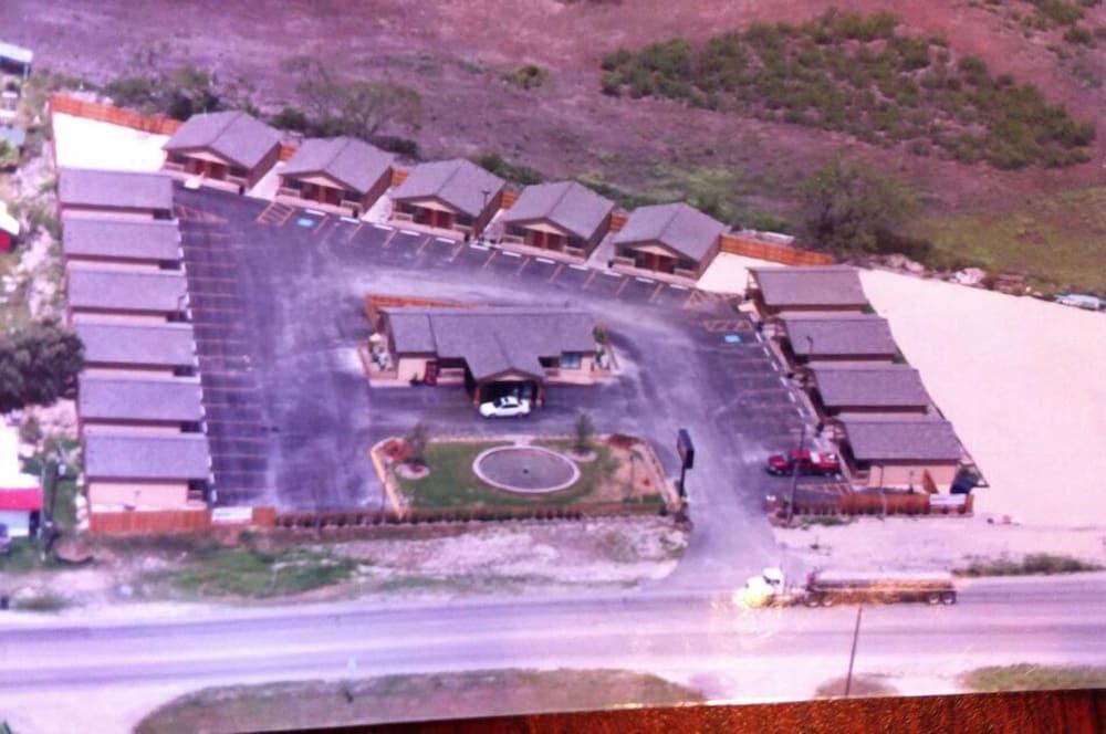 Kenedy Country Inn photo 4