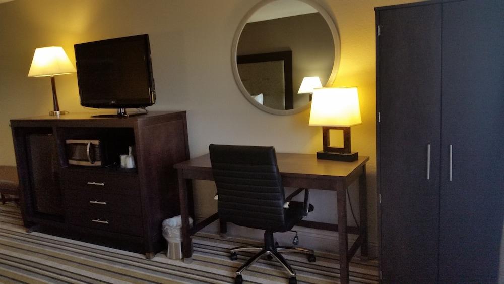 Best Western Stanton Inn photo 9