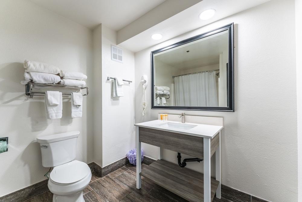 Metro Tempe Extended Stay photo 58