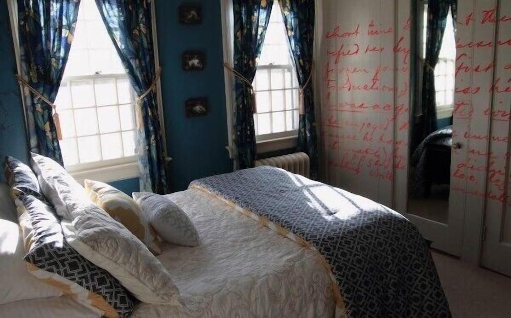 Bee and Thistle Inn photo 34