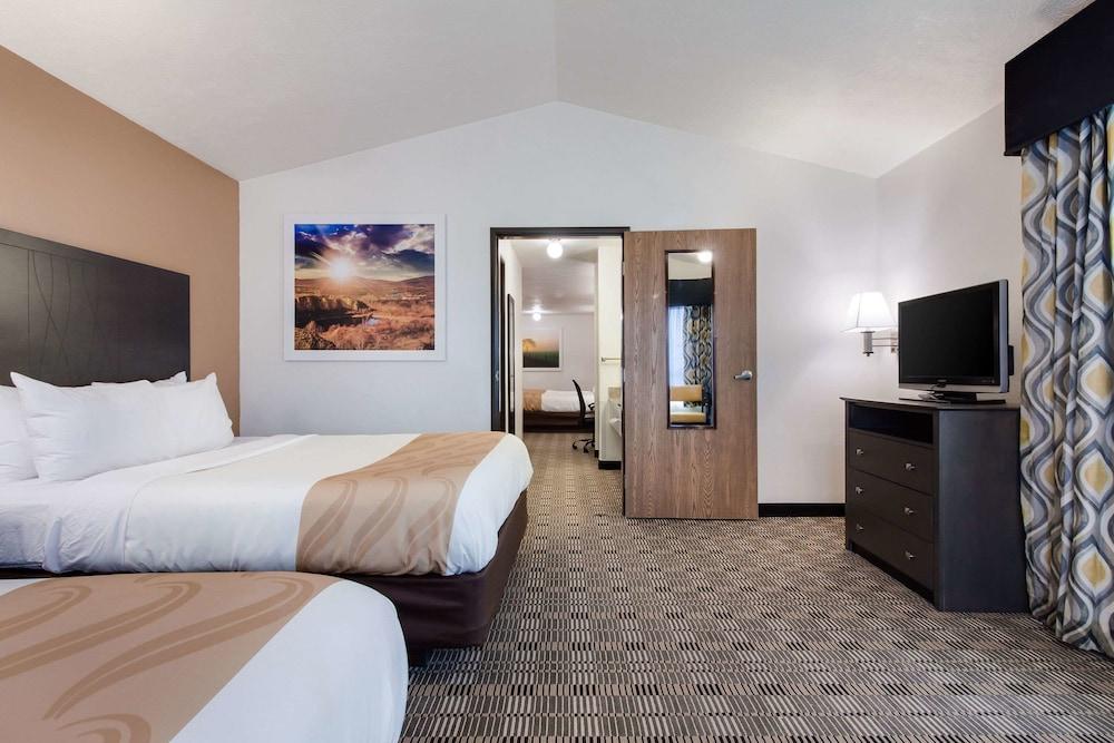 Quality Inn & Suites McCook photo 14